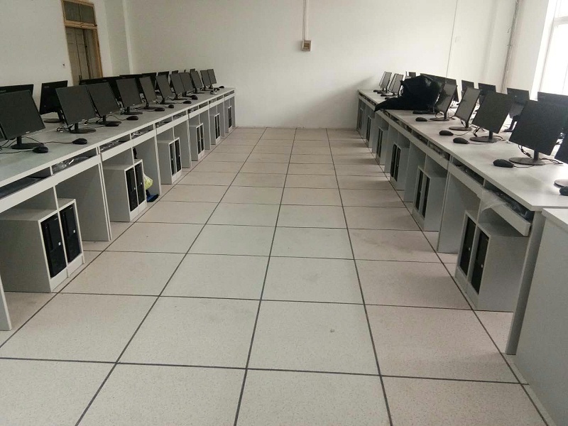 学校微机室抗静电活动地板