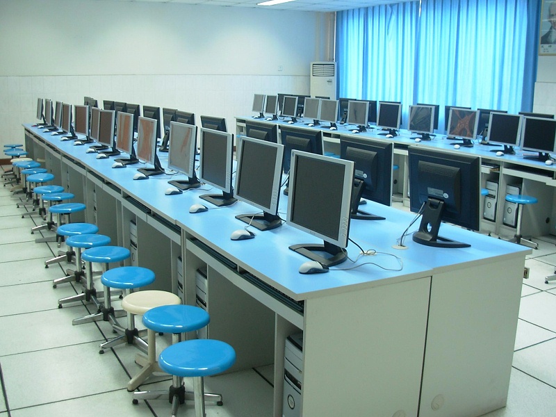 计算机教室防静电地板